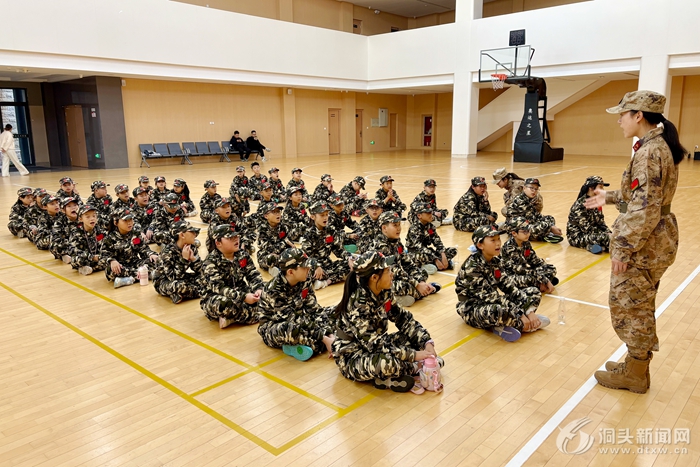 �@����٣��������������ڶ��^������С��ʿ����